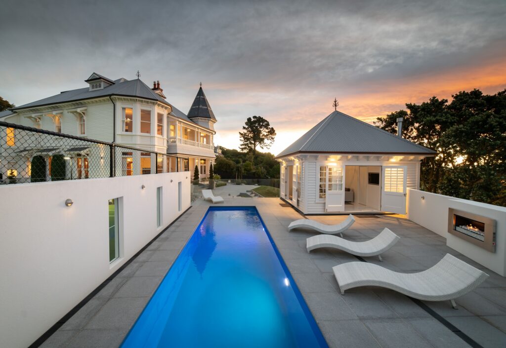 Bermuda Lap Pool